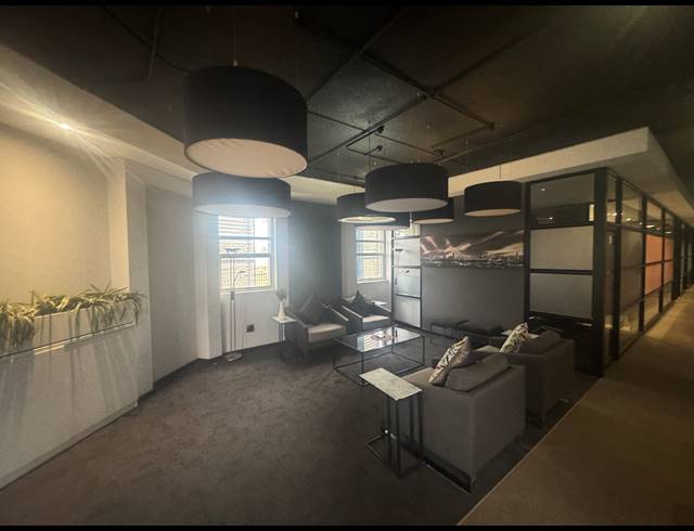 314M² OFFICE TO LET IN WYNBERG
